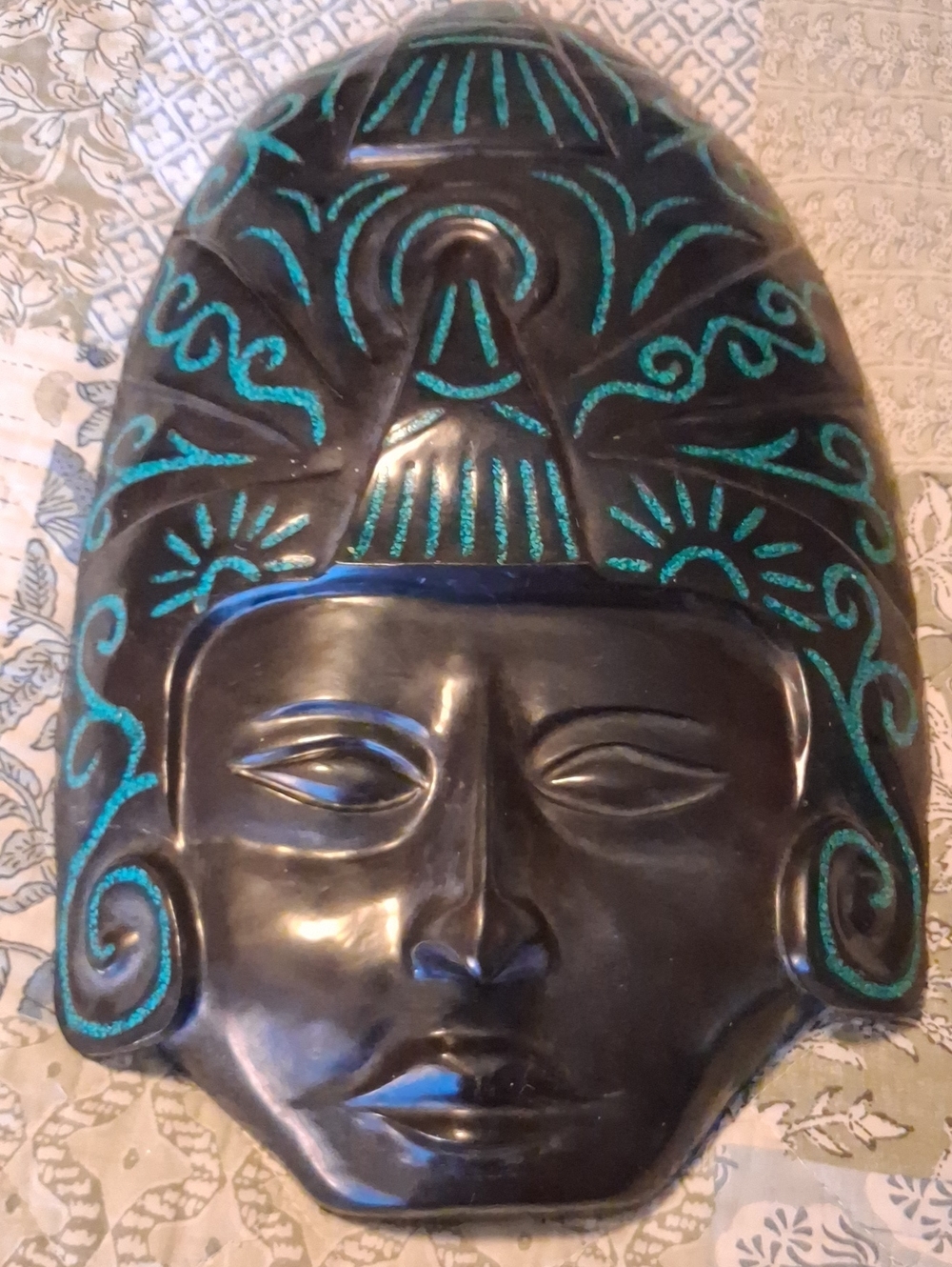 VINTAGE CARVED ONYX AND TURQUOISE INLAY MID-CENTURY MASK